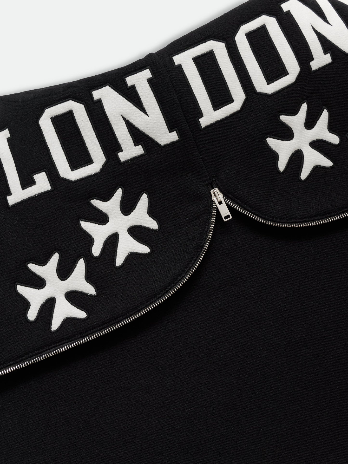 ZIPPERED HOOD LUNDUN JACKET - BLACK\/WHITE