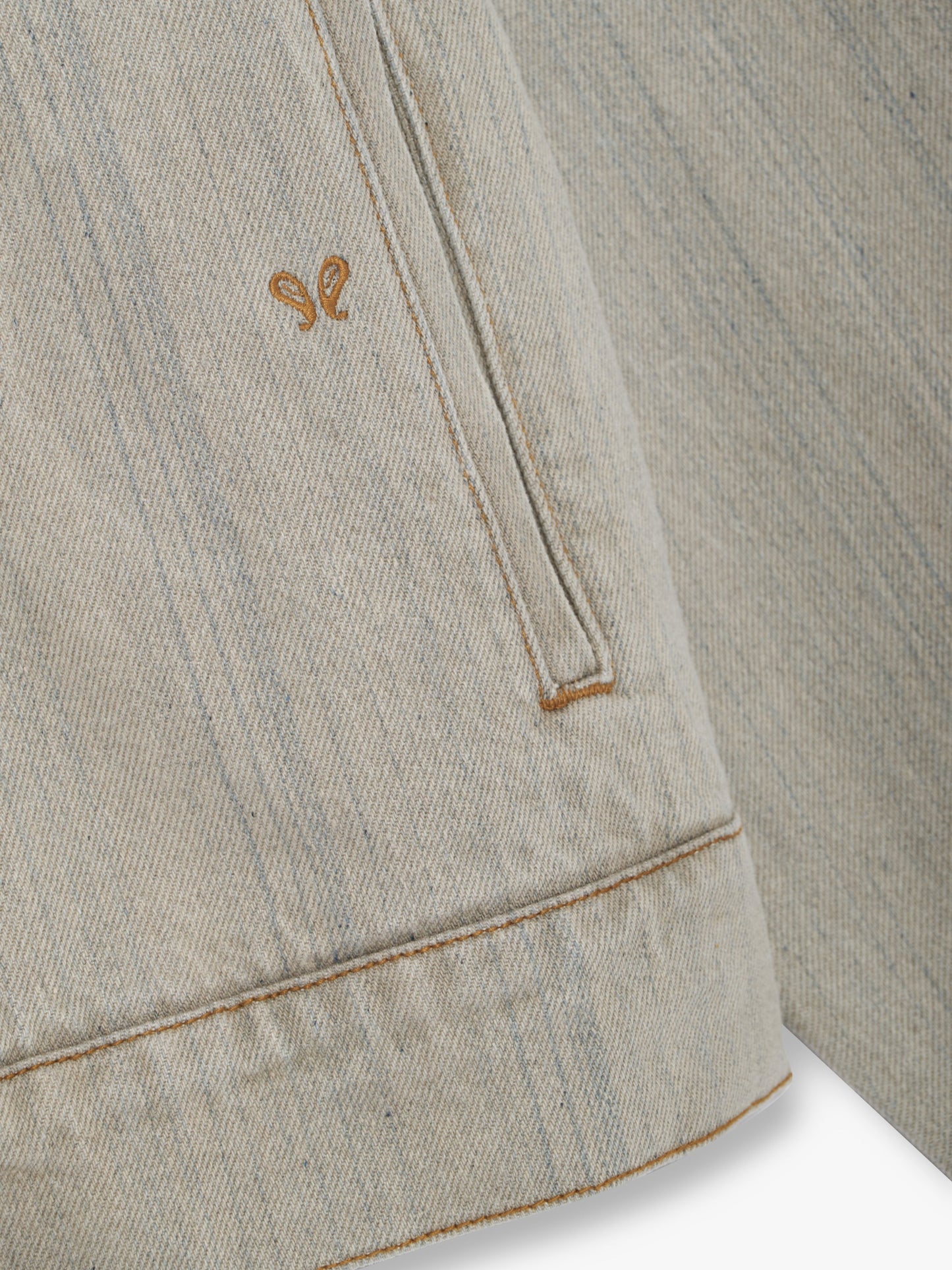 DROP-NECK DENIM TRUCKER JACKET